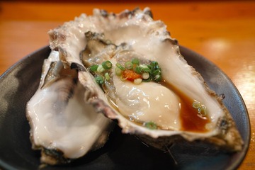 588/1000　岩ガキの季節に、父を想う