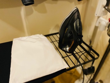 アイロンで気持ちのシワもパリッと伸びる